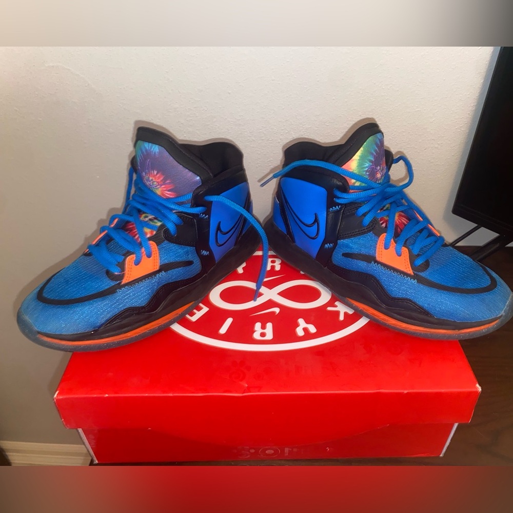 Kids kyries